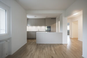 WHG 3.1, Industriestr. 31, ZG-2074ret-c-Regine Giesecke